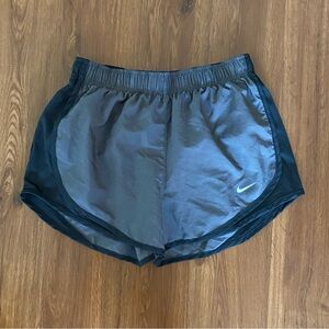 Nike Womens Shorts size small dri‎ fit activewear athletic running Black…